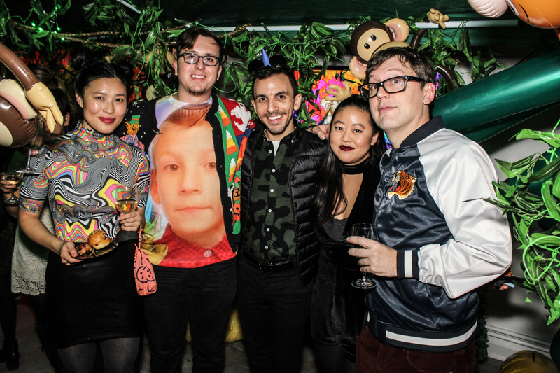 Illustration for article titled A BIZARRE HOLIDAY PARTY
